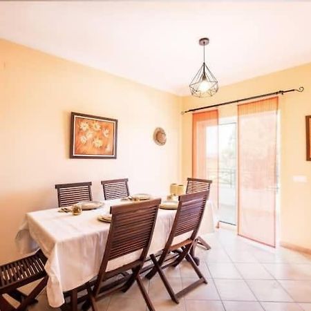 Apartment Alfarmar - Pool, Beach Only A Few Minutes Away Albufeira Zewnętrze zdjęcie