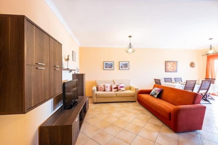Apartment Alfarmar - Pool, Beach Only A Few Minutes Away Albufeira Zewnętrze zdjęcie